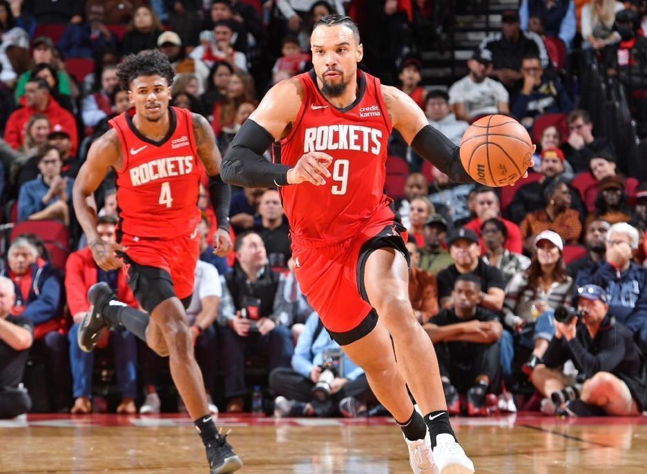 半岛·BOB官方网站-场均11+5，三分命中率超5成！恭喜火箭队，超级射手月底归队助力