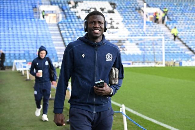 半岛·体育中国官方网-申花28岁新王牌外援来了！合同细节曝光，将挤走阿苏埃or米内罗？|上海申花|鲁迪·盖伊|锋线|拉唐|上海申花足球俱乐部_新浪体育_新浪新闻