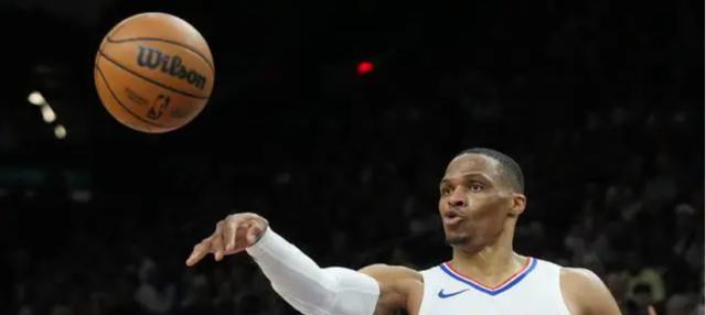 半岛体育-韦少跳出合同将离开快艇 历史三双王的未来在哪？