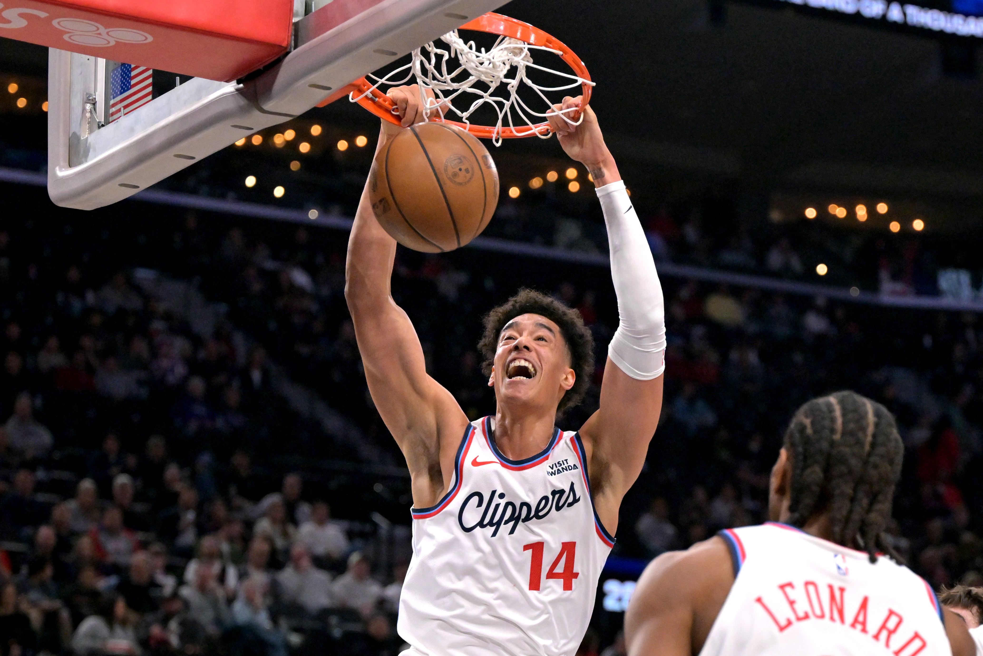 半岛·综合体育官网入口-键盘侠|快船找到小乔丹二代！科怀·库里·伦纳德上线&amp;三分太香了