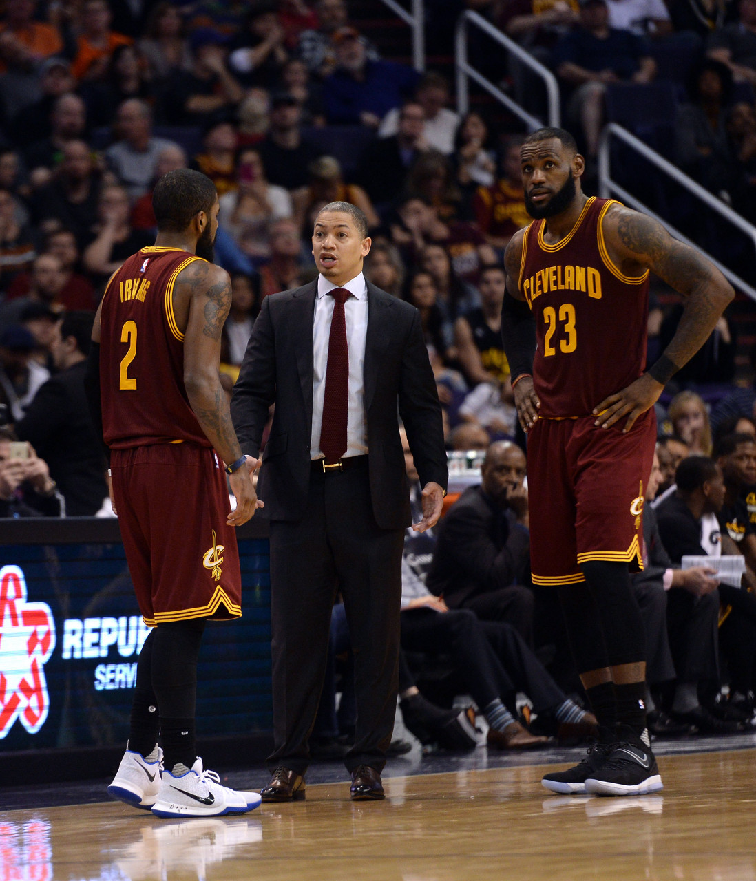 半岛·综合体育官网入口-杰弗森：欧文离开骑士类似于OK组合分手 欧文想作为最佳球员夺冠